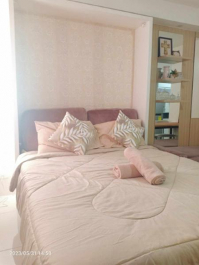 GracieBella 1111 Home